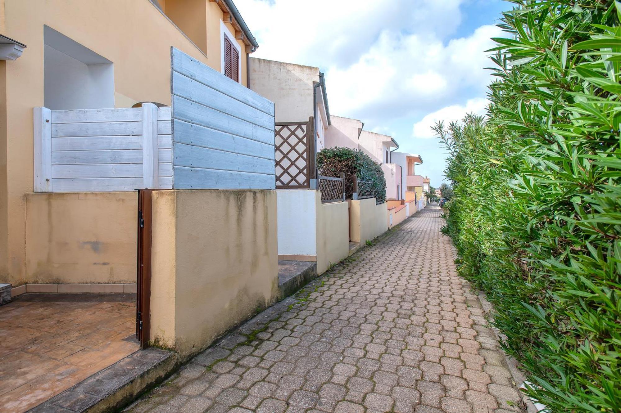 Villa Rosanna Isola Rossa Exterior photo
